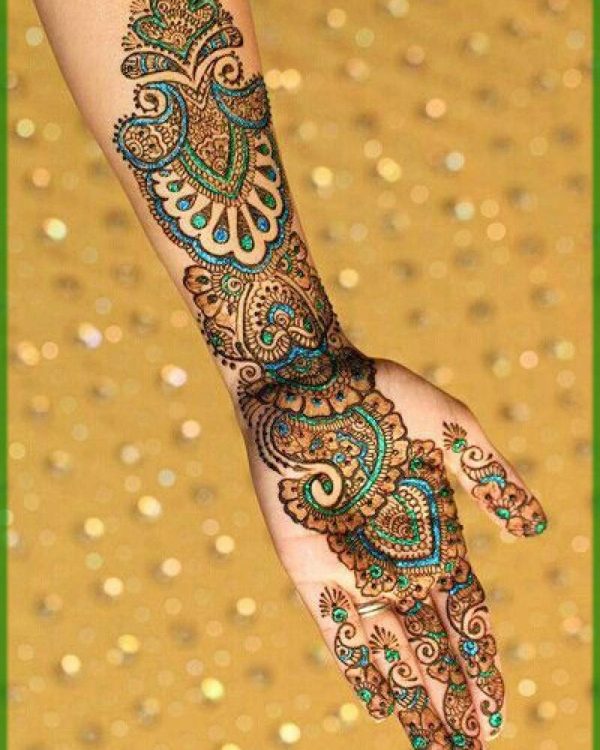 In this image you can see a moroccan mehndi design by One of the best moroccan mehndi designer in jhansi, Vijay Mehndi Art & Permanent Tattoo Art