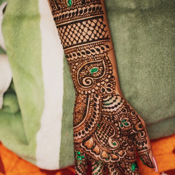 In this image you can see a moroccan mehandi design by One of the best moroccan mehandi designer in jhansi, Vijay Mehandi Art & Permanent Tattoo Art